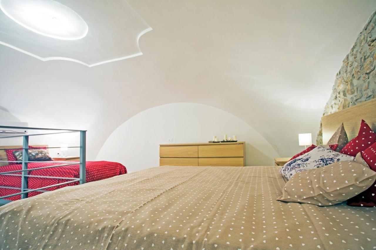 Sirene Holiday Bed and Breakfast Gaeta Esterno foto
